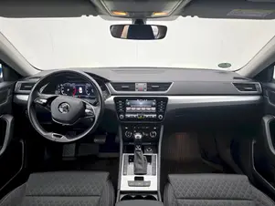 Škoda Superb Ambition Plus