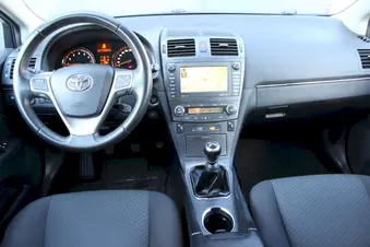 Toyota Avensis 