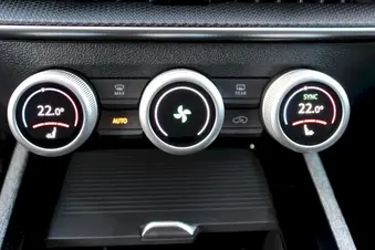 Škoda Superb Selection