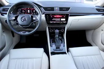 Škoda Superb L&K