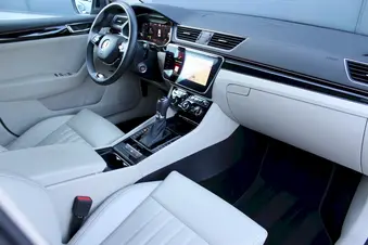 Škoda Superb L&K