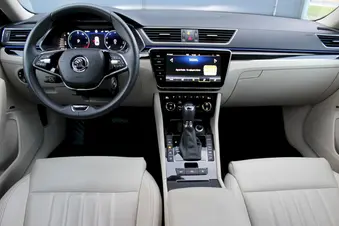 Škoda Superb L&K