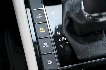 Škoda Superb L&K
