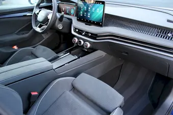 Škoda Superb SportLine