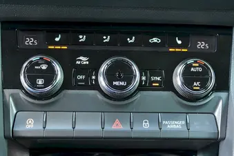 Škoda Karoq Selection