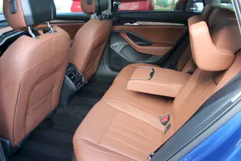 Škoda Superb L&K