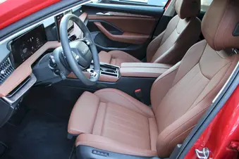 Škoda Superb L&K