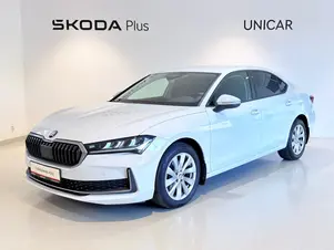 Škoda Superb Selection
