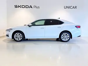 Škoda Superb Selection