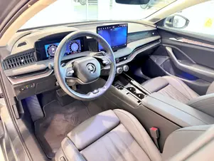 Škoda Superb L&K