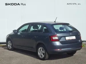 Škoda Rapid 