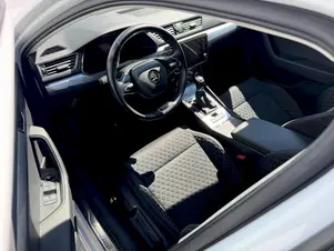 Škoda Superb Ambition