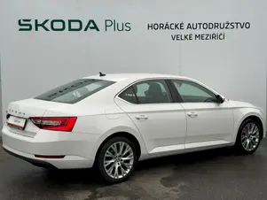 Škoda Superb Style Plus
