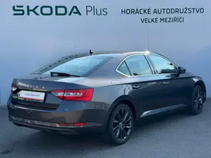 Škoda Superb Style Plus