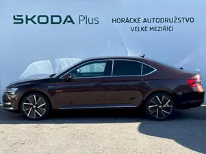Škoda Superb L&K