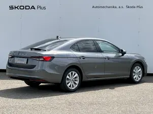 Škoda Superb Selection