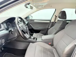 Škoda Superb Ambition