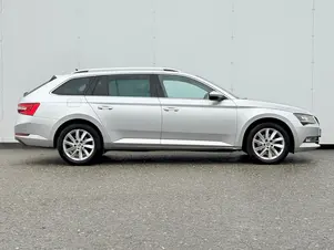 Škoda Superb Ambition Plus