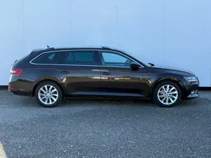 Škoda Superb Ambition Plus