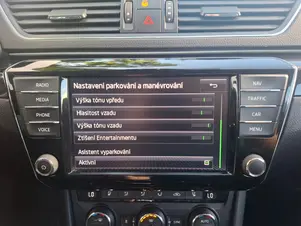 Škoda Superb L&K