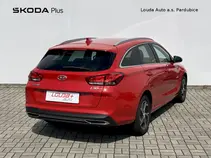 i30