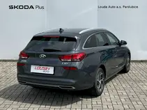 i30