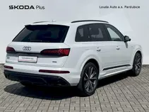 Q7