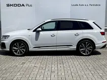 Q7