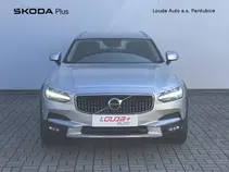 V90