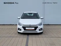 i20