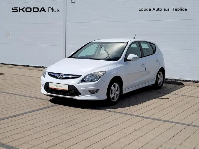 i30