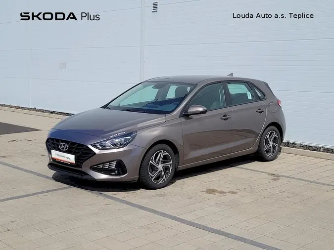 i30 