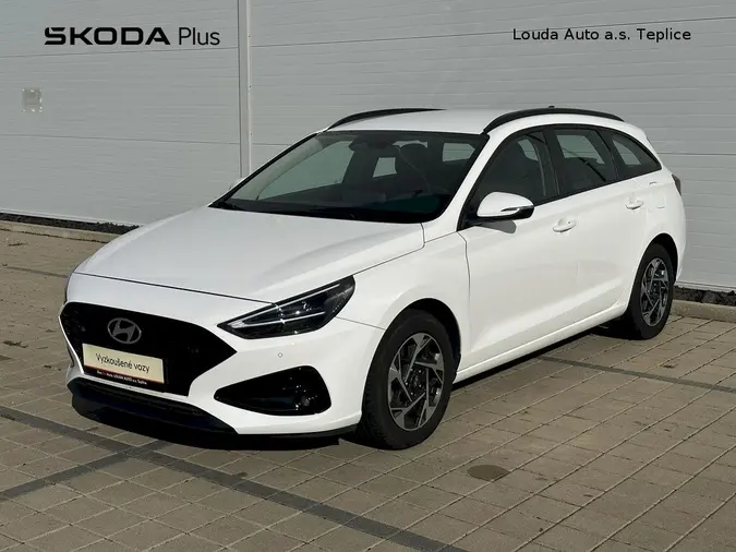 i30