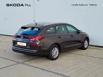 i30