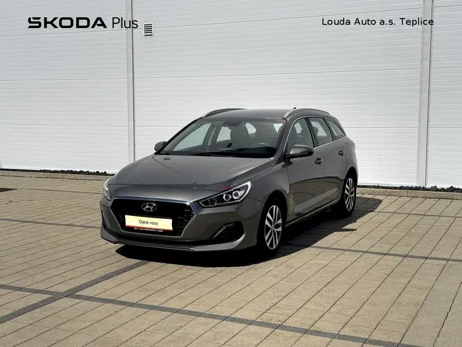 i30
