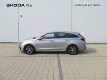 i30