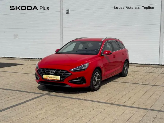 i30