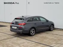 i30