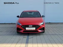 i30