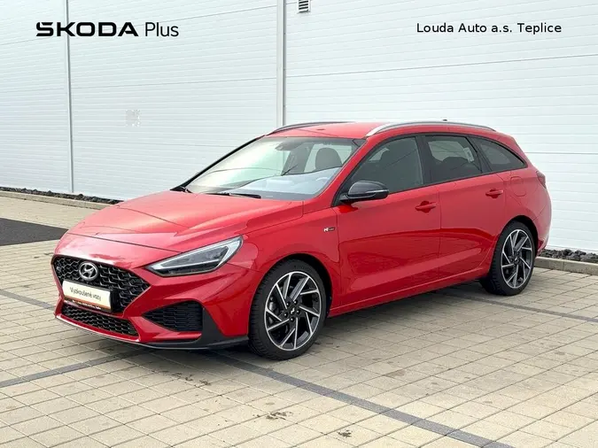 i30