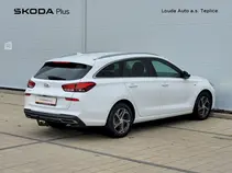 i30