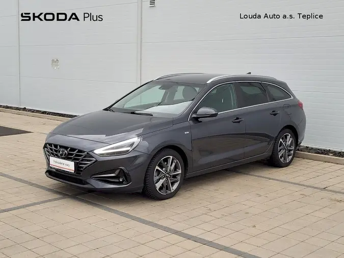 i30