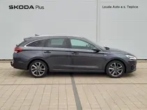 i30