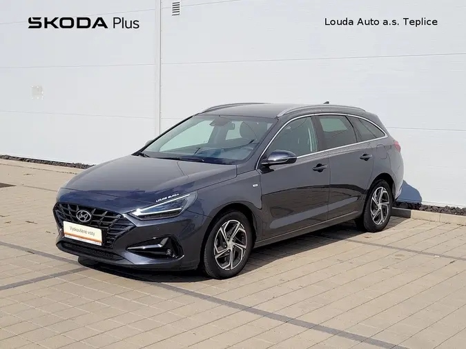 i30