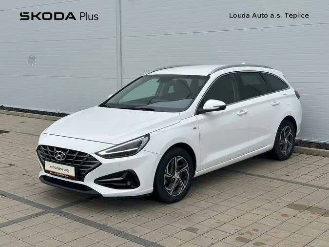 i30