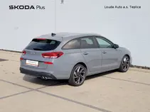i30