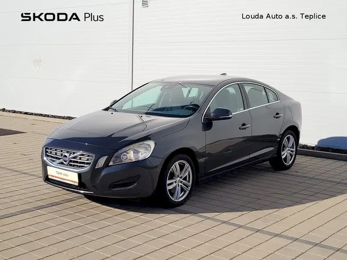 S60 