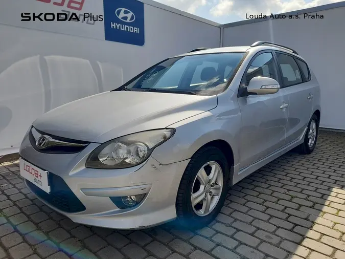 i30 
