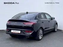 i30
