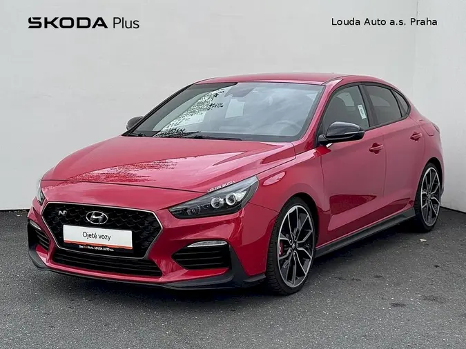 i30 fastback
